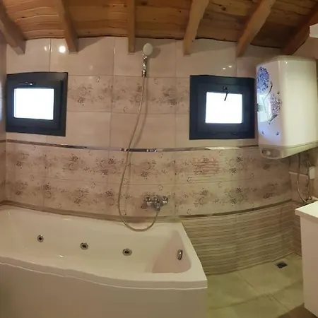 Linatreehouse ホテル