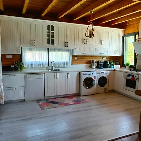 ホテル Linatreehouse 4*
