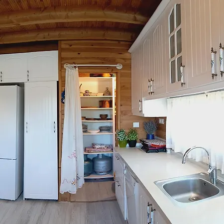 Linatreehouse