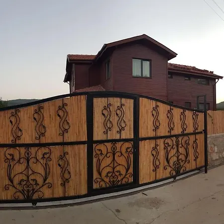 Hotel Linatreehouse